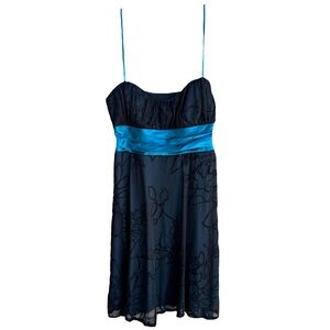 Mesh overlay formal dress